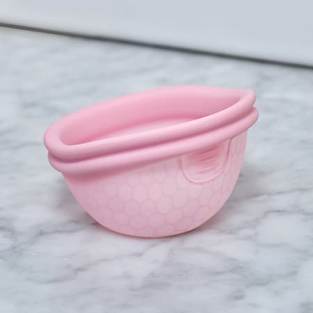 Menstruační kalíšek Intimina Ziggy Cup™ velikost A (INTIM01) - náhled 4